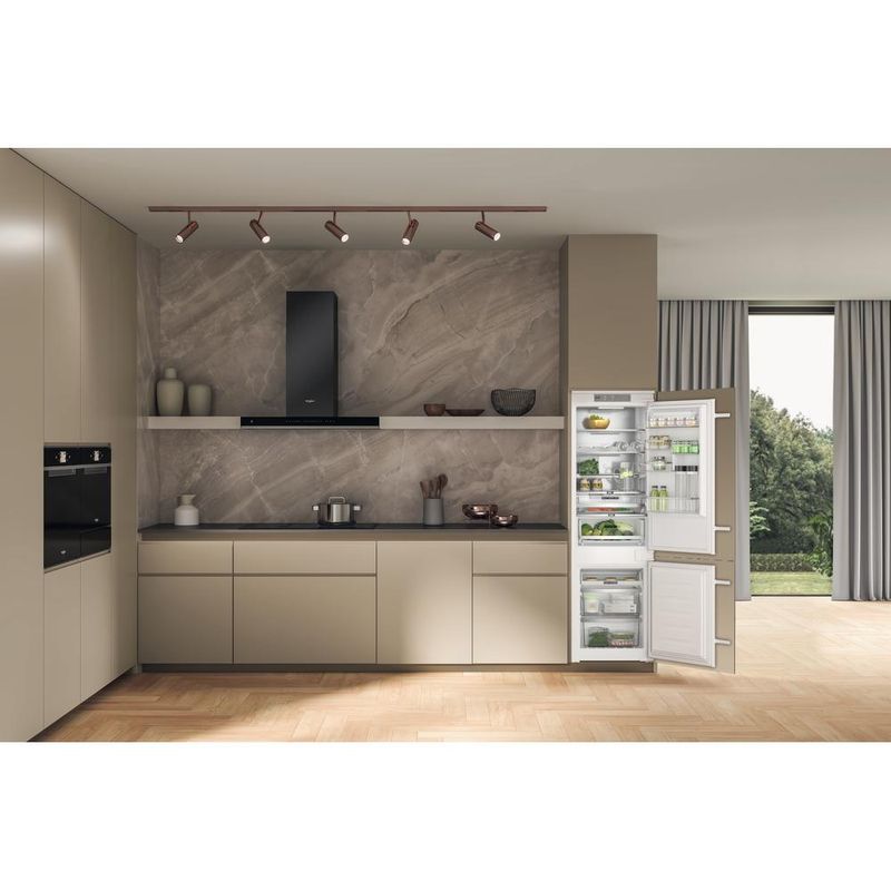 Whirlpool Lodówka z zamrażarką Do zabudowy WHC18 T572 Biel Dwudrzwiow(y)a Lifestyle frontal open