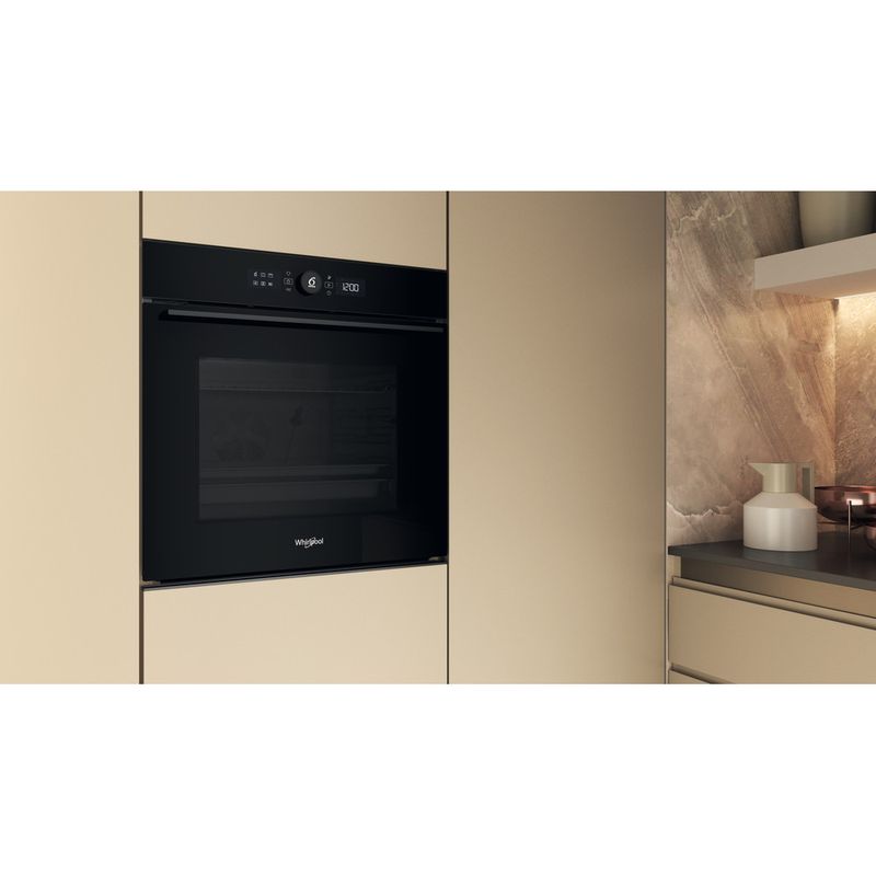 Whirlpool Piekarnik Do zabudowy WOI5S8PCM1SBA Elektryczny A+ Lifestyle perspective