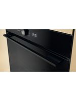 Whirlpool Piekarnik Do zabudowy WOI5S8PCM1SBA Elektryczny A+ Lifestyle detail