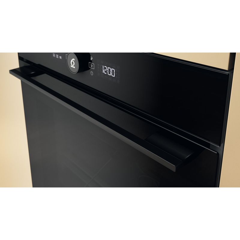 Whirlpool Piekarnik Do zabudowy WOI5S8PCM1SBA Elektryczny A+ Lifestyle detail