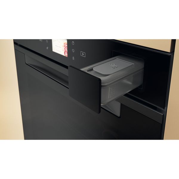 Whirlpool Piekarnik Do zabudowy WOI11P8FHT2SBAF Elektryczny A++ Lifestyle detail