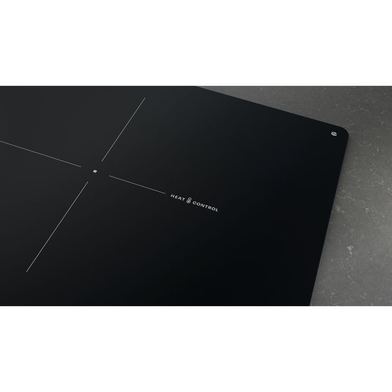 Whirlpool-Płyta-grzewcza-WLX6001DNF-Czarny-Induction-vitroceramic-Lifestyle-detail