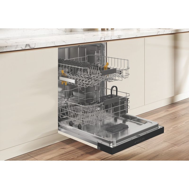 Whirlpool-Zmywarka-Do-zabudowy-WH2BTD14B4N6B-Z-panelem-D-Lifestyle-perspective-open